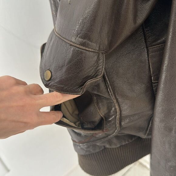 Vintage Wilson’s Leather Brown Leather 70s Flight Bomber - Picture 8 of 10